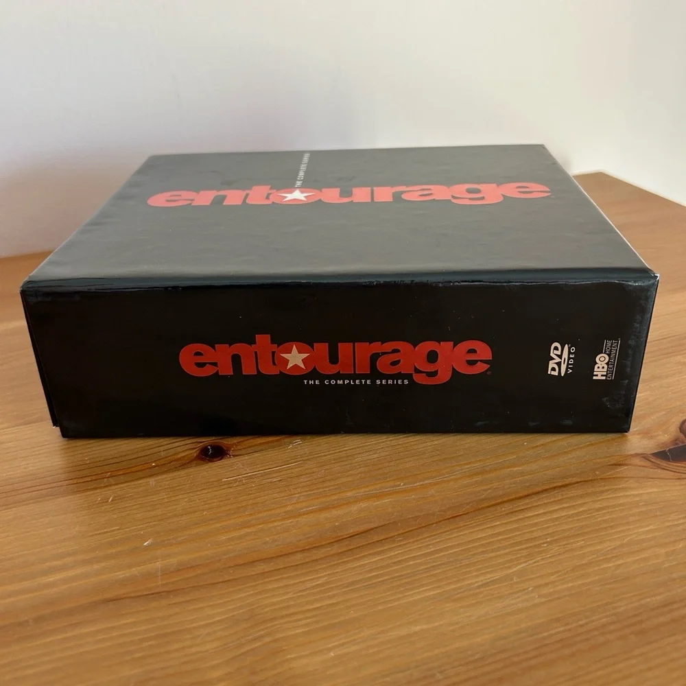 Entourage Series DVD Collection - Picture 11 of 14